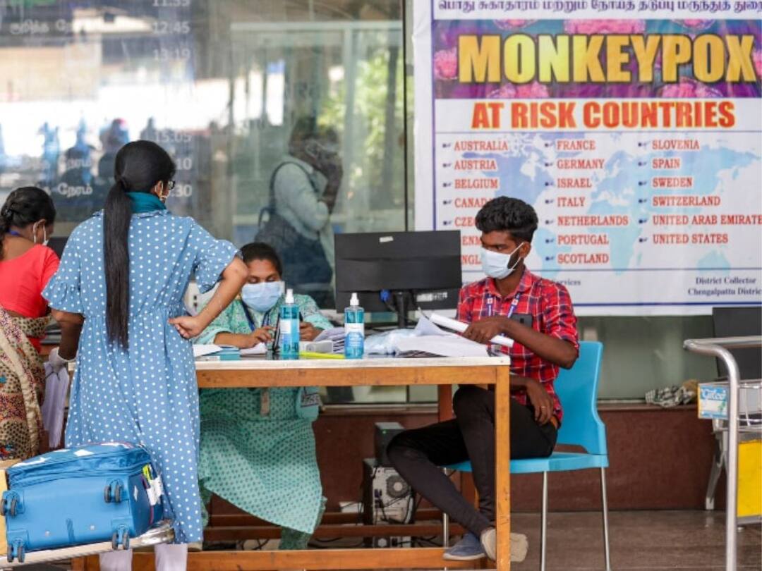 Monkeypox Outbreak Govt To Hold Experts Meeting After India Reports 9 Cases Monkeypox in India: భారత్‌లో మరో మంకీపాక్స్ కేసు, గైడ్‌లైన్స్‌లో మార్పులకు కేంద్రం చర్చలు