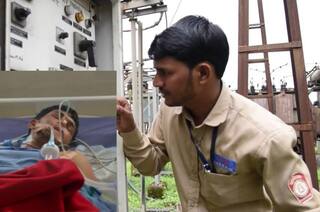 Nashik News : लाईट यावी म्हणून पुराच्या पाण्यात उडी मारली, अन आज महावितरणेही हात झटकलेत! 