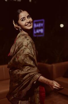 Actress Anupama Parameswaran: ஏய் சுழலி... அனுபாமாவின் லேட்டஸ்ட் க்ளிக்ஸ்!