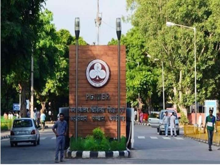 Chandigarh News: चंडीगढ़ के PGI में आयुष्मान योजना के तहत नहीं शुरू हुआ इलाज, लोगों ने बयां की परेशानी Chandigarh Treatment not started under Ayushman scheme in PGI know the reason ANN Chandigarh News: चंडीगढ़ के PGI में आयुष्मान योजना के तहत नहीं शुरू हुआ इलाज, लोगों ने बयां की परेशानी
