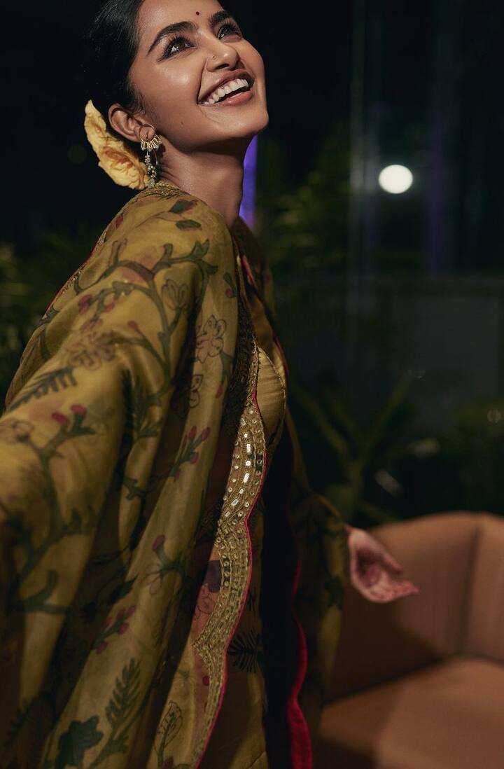 நொறதள்ளி போனேன் வெட்கம் கொறடி