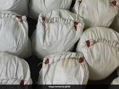 Crime : அதிர்ச்சி.. மிகப்பெரும் அளவில் போதைப்பொருள் கடத்தல்.. ரூ.1000 கோடிக்கு தடை செய்யப்பட்ட மருந்துகள்...பட்டதாரி கைது