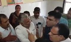 Meerut के CHC में बवाल, पत्नी का इलाज कराने आए युवक की पिटाई