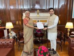 Punjab: 'स्वर्ण मंदिर के नजदीक बने सराय पर नहीं लगे GST', राघव चड्ढा ने निर्मला सीतारमण से मुलाकात कर उठाई मांग