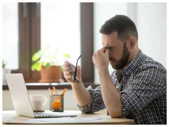 Home remedies to get rid of tired eyes: Give rest to tired eyes with the help of these tips