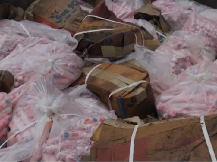 8,000 Tonnes Of Gelatin Sticks Recovered Near A Quarry In Kerala's Palakkad 8,000 Gelatin Sticks Recovered Near A Quarry In Kerala's Palakkad