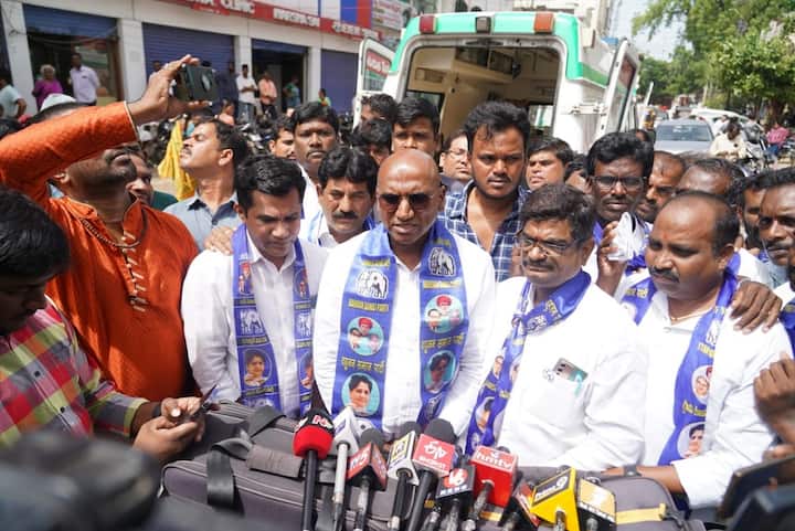 BSP Telangana ready to contest in munugode bypoll says rs praveen kumar RS Praveen Kumar: మునుగోడు ఉప ఎన్నికలో పోటీకి రెడీ, ఆ పార్టీని పాతెయ్యడం ఖాయం - ఆర్ఎస్ ప్రవీణ్