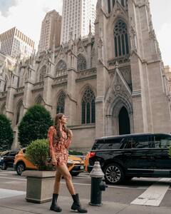 Pooja Hegde Pics: न्यू यॉर्क ट्रिप के जमकर मजे ले रही हैं पूजा हेगड़े, सामने आईं ये शानदार तस्वीरें