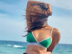 Shalini Pandey: బీచ్ లో హాట్ హాట్ గా 'అర్జున్ రెడ్డి' భామ షాలిని పాండే