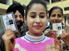 MP News: अगर आपकी आयु 18 साल है तो आप बन सकते हैं वोटर, कहां और कैसे करें अपल्पाई, पूरी जानकारी यहां पढ़ें