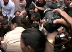 Congress protest EXCLUSIVE: Priyanka Gandhi starts marching from AICC office: ABP News