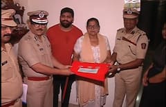 Nagpur Police : ठरवलं तर खाकीसाठी काहीही अशक्य नाही, आयुष्याची पुंजी गमावलेल्या वृद्धेला पोलिसांचा आधार