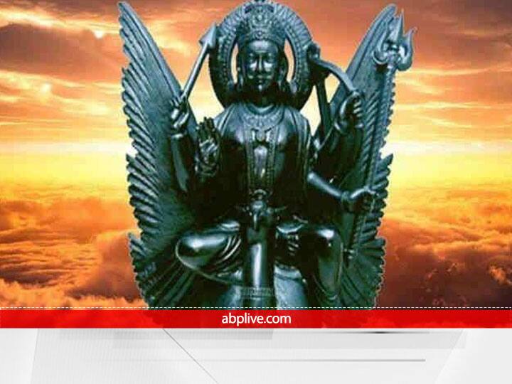 Astrology: ज्योतिष शास्त्र में शनि को विशिष्ट स्थान प्राप्त है. नव ग्रहों में शनि को ओहदा एक न्यायाधीश का है. इसीलिए शनि को न्याय करने वाला ग्रह भी कहा जाता है.