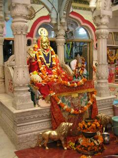 Amritsar Religious Places: अमृतसर के वो भव्य मंदिर, जहां आपको होगा शांति और सुकून का अनुभव