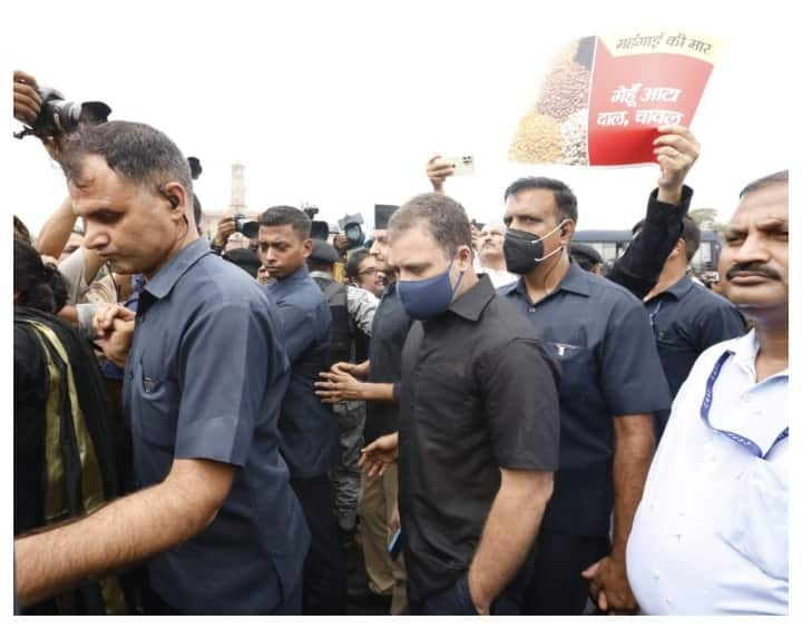 Rahul Gandhi Detained By Delhi Police At Vijay Chowk Congress Protest Rahul Gandhi, Shashi Tharoor Detained During Congress Protest Against Inflation