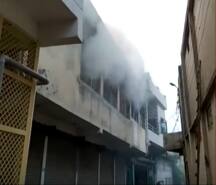 Meerut में गोदाम में लगी भीषण आग, लाखों का सामान जलकर खाक |UP News