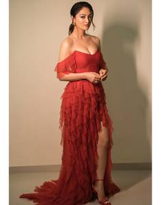 Sandeepa Dhar : अभिनेत्री संदिपा धारचा स्टनिंग अवतार, पाहा फोटो