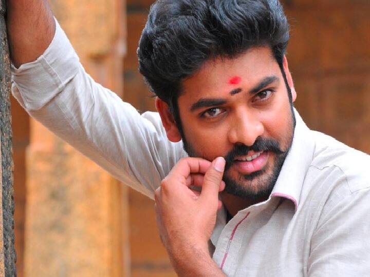 Actor Vimal speaks about how he got chance as a hero ஓவியாவுக்கு அண்ணன்.. விஜய் சேதுபதி கொடுத்த வாய்ப்பு.. சினிமா வாழ்க்கை குறித்து பேசிய விமல்!