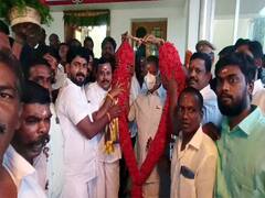 தேனி : ஆதரவாளர்களை பெருக்கும் ஓபிஎஸ்.. அடுத்த கட்ட நகர்வு என்ன?