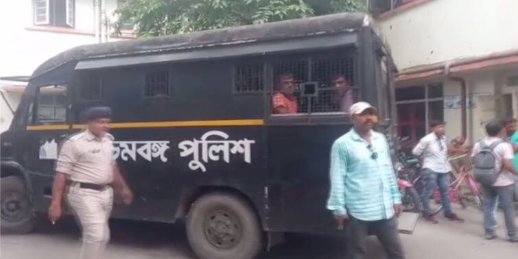 Miscreant Shot At While Trying To Get Down From Prison Van For Medical Check Up At Chinsurah Imambara Hospital Shootout At Hooghly: প্রিজন ভ্যান থেকে নামতেই গুলি 'দুষ্কৃতীকে', আতঙ্ক ইমামবাড়া হাসপাতালে