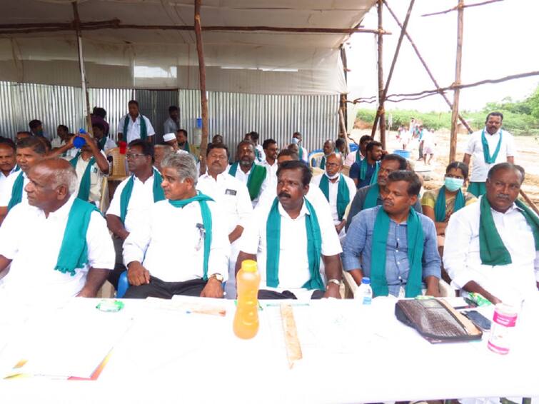 Nagapatinam farmers involved in the protest temporarily called off the protest after the announcement by the Madras High Court TNN நாகை: சிபிசிஎல்; நீதிமன்றம் அறிவிப்பை அடுத்து போராட்டத்தை தற்காலிகமாக நிறுத்திய  விவசாயிகள்