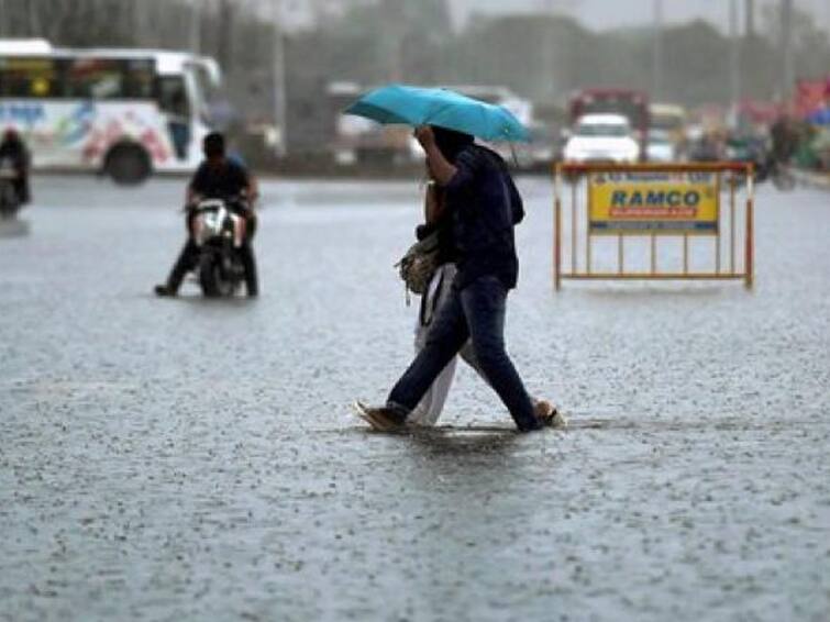 Moderate Rain in Chennai From Sunday to Wednesday; Meteorological Centre Rain Alert : சென்னை அடுத்துவரும் இத்தனை நாட்களுக்கு மழை.. உங்க பயணத்தை இதை வெச்சு ப்ளான் பண்ணுங்க..