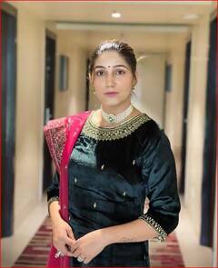 Sapna Choudhary Pics: ਸਲਵਾਰ ਕਮੀਜ਼ 'ਚ ਸਪਨਾ ਚੌਧਰੀ ਦੇ ਦੇਸੀ ਅੰਦਾਜ਼ ਨੇ ਫੈਨਜ਼ ਨੂੰ ਬਣਾਇਆ ਆਪਣਾ ਦੀਵਾਨਾ, ਵੇਖੋ ਤਸਵੀਰਾਂ