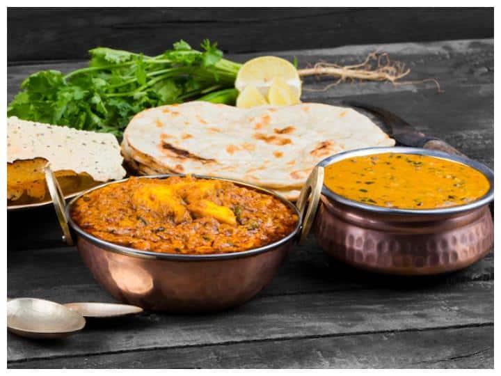 Papad Curry Recipe: हरी सब्जी से ब्रेक लेकर कुछ अलग करें ट्राई, नोट करें पापड़ करी की रेसिपी Papad Curry: how to make spicy papad curry recipe Papad Curry Recipe: हरी सब्जी से ब्रेक लेकर कुछ अलग करें ट्राई, नोट करें पापड़ करी की रेसिपी