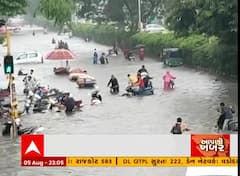 સુરત શહેર થયું જળમય, વરાછાના ગરનાળામાં ફસાયા વાહનો