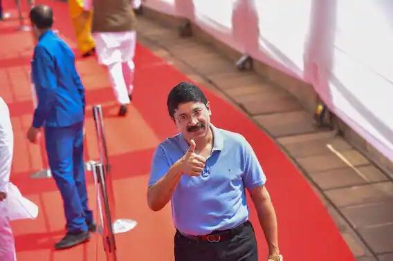 ਡੀਐਮਕੇ ਦੇ ਸੰਸਦ ਮੈਂਬਰ ਦਯਾਨਿਧੀ ਮਾਰਨ ਵੀ ਵੋਟ ਪਾਉਣ ਪਹੁੰਚੇ।