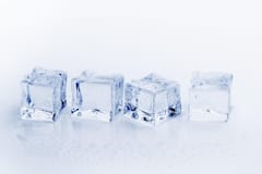 Lifestyle Tips: বরফের 'সৌন্দর্য-রহস্য'? দেখুন ছবি