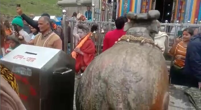 Kedarnath Yatra: इंसान ही नहीं देवता भी दिखाते हैं बाबा केदार के प्रति आस्था, पहुंची मां भद्रकाली की डोली