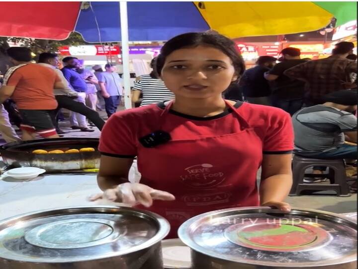 Viral Video Girl From Mohali Runs Chaat Stall To Support Her Education Impresses Internet Viral Video: పై చదువుల కోసం పానీపూరి అమ్ముకుంటోంది, ఫుడ్ బ్లాగర్ వీడియో వైరల్