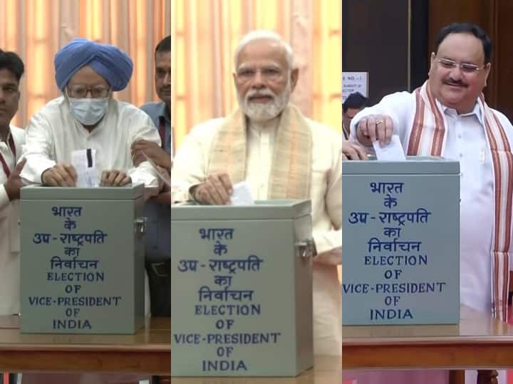 Vice President Election 2022 Jagdeep Dhankhar and Margaret Alva PM Narendra Modi, Manmohan Singh cast their vote Vice President Election 2022: उपराष्ट्रपति चुनाव में PM मोदी, मनमोहन सिंह समेत इन नेताओं ने डाले वोट, जानें कब आएंगे नतीजे