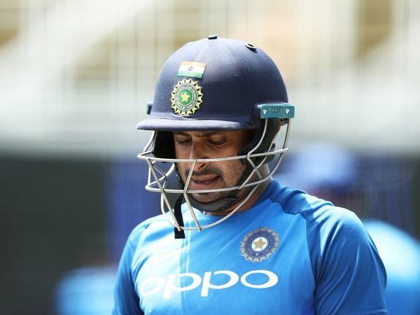 প্রাক্তন ভারতীয় ক্রিকেটার আম্বাতি রায়ডুও এই তালিকায় রয়ছেন। ১০ নম্বরে রয়েছেন তিনি। ২০১৪-২০১৮ পর্যন্ত এশিয়া কাপে ৯ইনিংসে ৭টি ছক্কা হাঁকিয়েছেন রায়ডু।