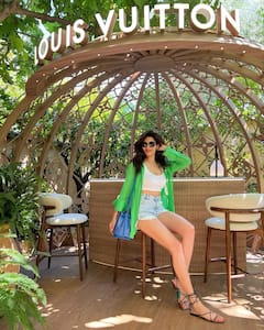 Karishma Tanna Pics: करिश्मा तन्ना के खूबसूरती के आप भी हो जाएंगे मुरीद, तस्वीरों से नहीं हटेगी नजर