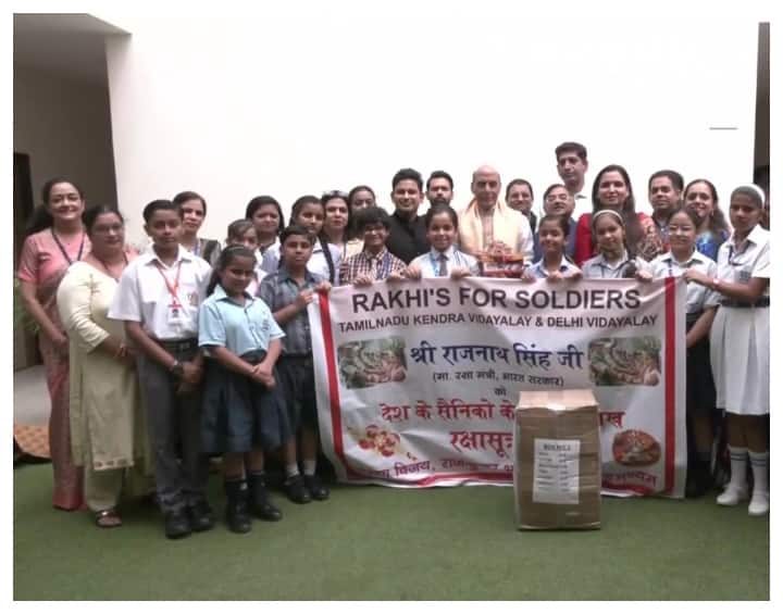 Raksha Bandhan: Students Prepare Rakhis For Army Personnel, Union Def Minister Rajnath Singh Assures Sending It To Soldiers Students Prepare Rakhis For Army Personnel, Rajnath Singh Assures Sending It To Soldiers