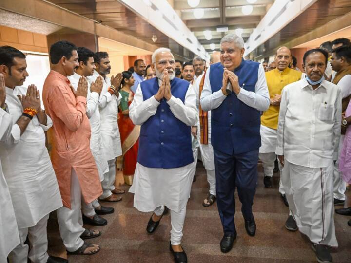 Vice President Election Result: पीएम नरेंद्र मोदी ने उपराष्ट्रपति चुने जाने पर जगदीप धनखड़ को मिलकर दी बधाई, 11 अगस्त को लेंगे शपथ