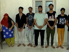 Crime News : અમદાવાદમાં હાઇપ્રોફાઇલ સાયબર સેક્સ રેકેટ ઝડપાયું, મહિલા સહીત 5 ઠગબાજોની ધરપકડ