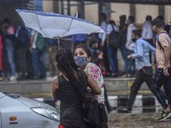 Delhi-NCR Weather Forecast Today: दिल्ली-एनसीआर के मौसम में जल्द होगा बड़ा बदलाव, आज भी बारिश का अनुमान, जानिए ताजा अपडेट