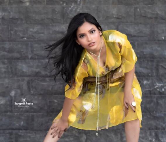 राजेश्वरीचा जलवा, चाहत्यांना लागलं याड!