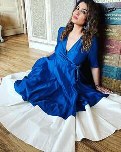 PHOTO: बॉलिवूडची 'मस्त-मस्त गर्ल' रवीनाने पुन्हा शेअर केला क्लासी लूक; पाहा फोटो!