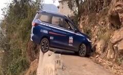 Viral Video: ਮੌਤ ਦੇ ਰਾਹ 'ਤੇ, ਡਰਾਈਵਰ ਨੇ ਲਿਆ ਅਜਿਹਾ ਯੂ-ਟਰਨ! ਦੇਖਣ ਵਾਲਿਆਂ ਦੇ ਉੱਡ ਗਏ ਹੋਸ਼