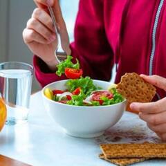 Health Tips : বয়সের ভারে মস্তিষ্কের কর্মক্ষমতা হারানোর ভয় ? কী খাবেন