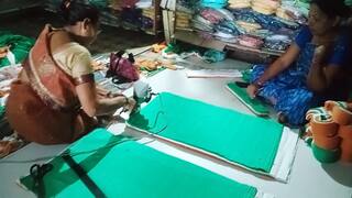 Har Ghar Tiranga : 'हर घर तिरंगा'साठी पॉलिस्टर, खादी उद्योगावर परिणाम; ग्रामीण रोजगाराच्या हिरावल्या संधी
