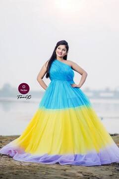 In Pics : खास ड्रेसमध्ये राजेश्वरीचा जलवा, चाहत्यांना लागलं याड!