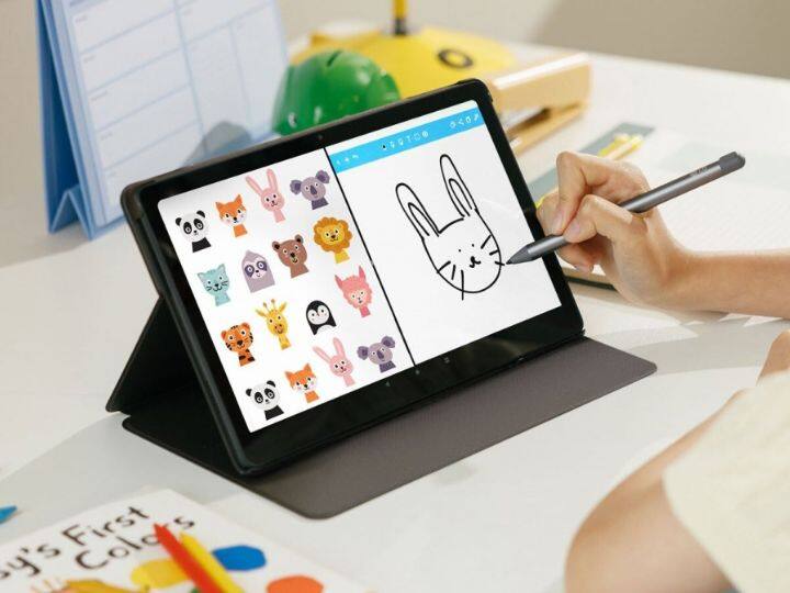 दक्षिण कोरियाची कंपनी LG ने आपला नवीन LG Ultra Tab लॉन्च केला आहे. कंपनीने सध्या हा टॅब फक्त देशांतर्गत बाजारात लॉन्च केला आहे. हा टॅब Android 12 वर आधारित आहे. या टॅबमध्ये 10.35 इंचाचा IPS LCD डिस्प्ले देण्यात आला आहे. एलजी अल्ट्रा टॅबमध्ये स्नॅपड्रॅगन 680 प्रोसेसरसह 7040 mAh बॅटरी देखील देण्यात आली आहे.