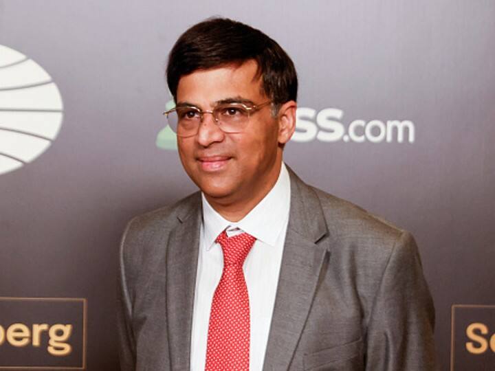 Five-time world chess champion Viswanathan Anand appointed as the deputy president of FIDE FIDE Deputy President: विश्वनाथन आनंद यांची आंतरराष्ट्रीय बुद्धिबळ महासंघाच्या उपाध्यक्षपदी निवड