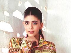 PHOTO: 'दिल बेचारा'फेम संजना संघीचा क्लासी लूक; हटके ड्रेस घालून दिल्या पोझ!