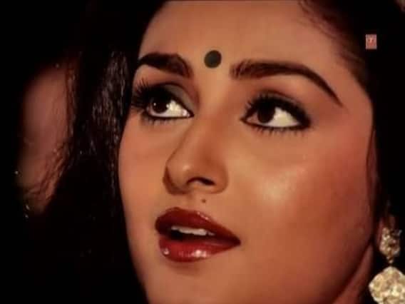 Jayaprada का बदला लुक देखकर हैरान हुए फैंस, पूछा- क्या ये आप हैं? Jayaprada का बदला लुक देखकर हैरान हुए फैंस, पूछा- क्या ये आप हैं?